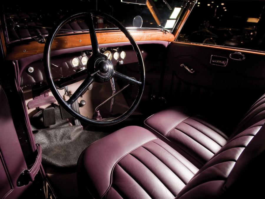  Chrysler CG Imperial Convertible Victoria by Waterhouse 1931 года  (фото 31 из 33)